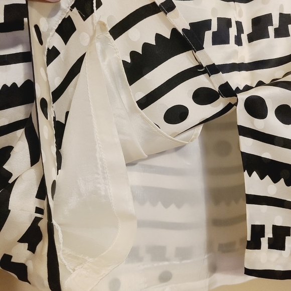 Maggy London | Vintage Graphic Print Silk Pencil Skirt (Size 14) - Picture 7 of 16